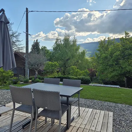 Au Fond Du Village Bassy Exterior foto